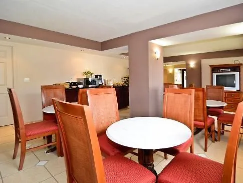 Hotel Days Inn & Suites By Wyndham Tampa - Ybor City